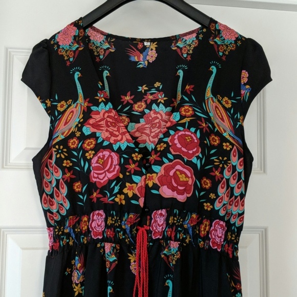 Dress - Picture 2 of 5